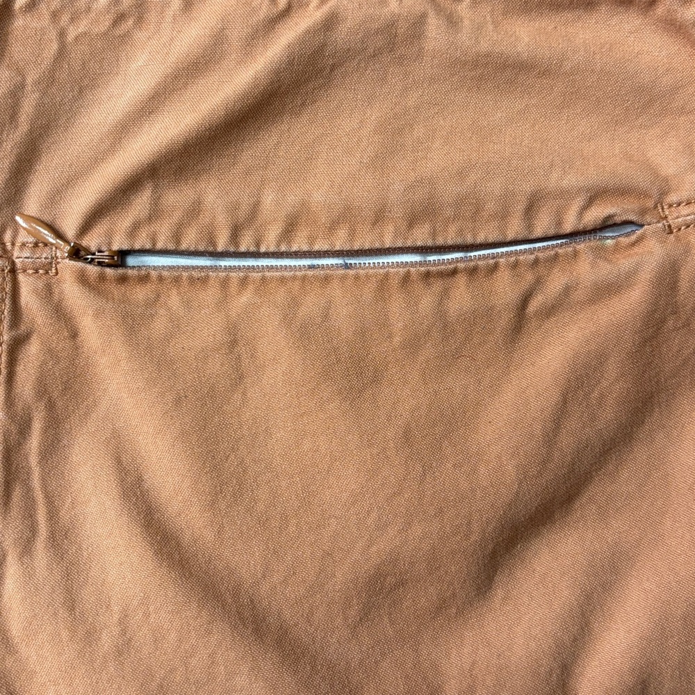 Mountain Hardware Hiking Shorts - Picture 4 of 9